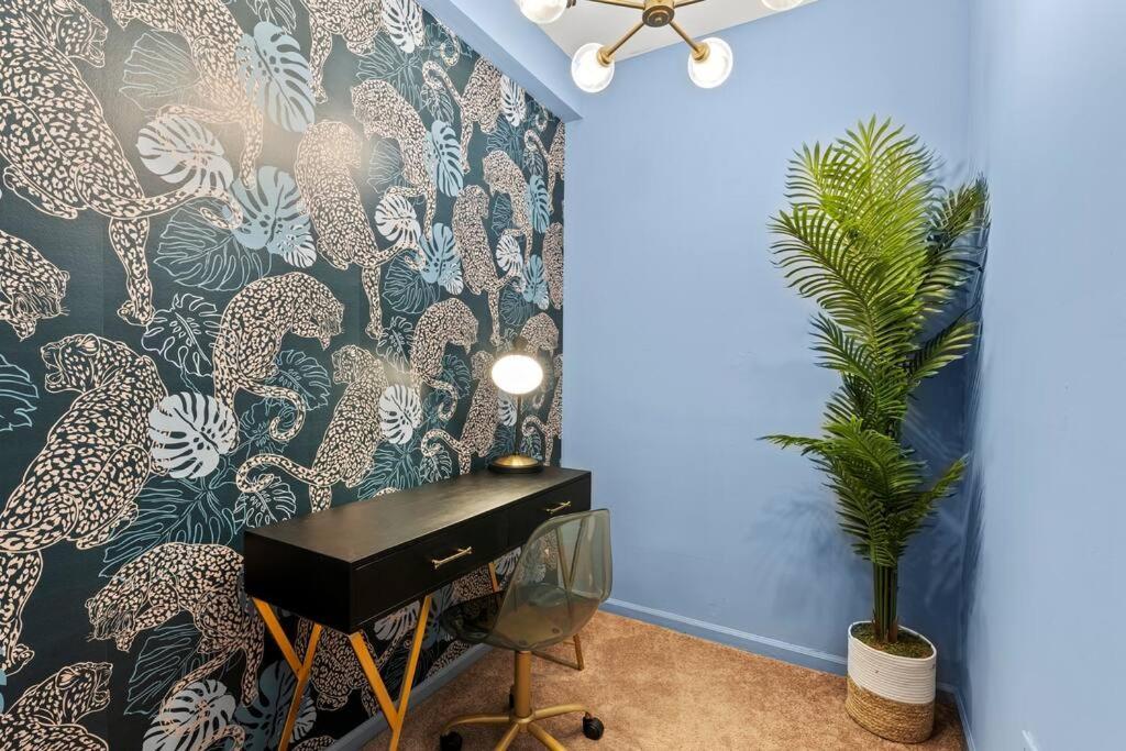 Large Historical Home W/ Fire Pit, Chef Kitchen. Memphis Extérieur photo