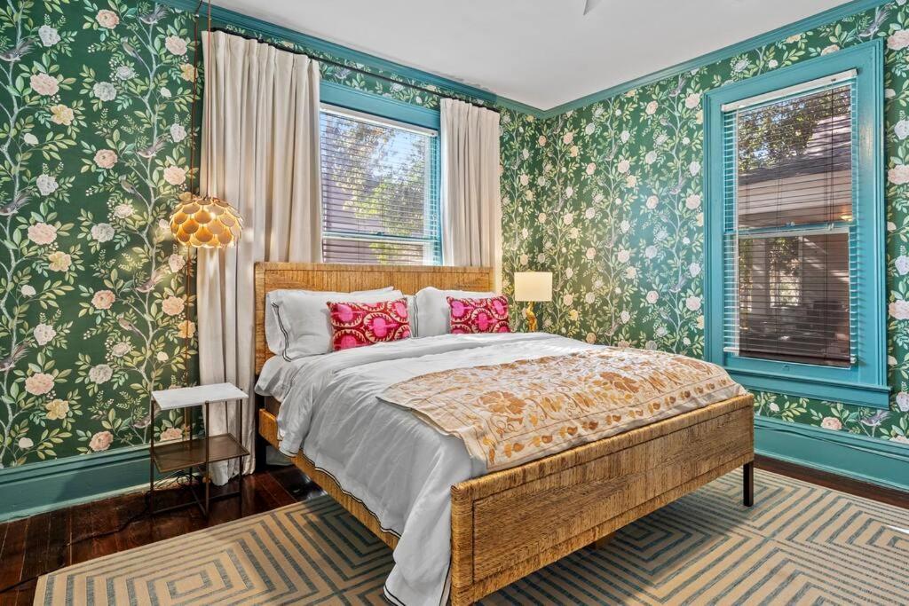 Large Historical Home W/ Fire Pit, Chef Kitchen. Memphis Extérieur photo